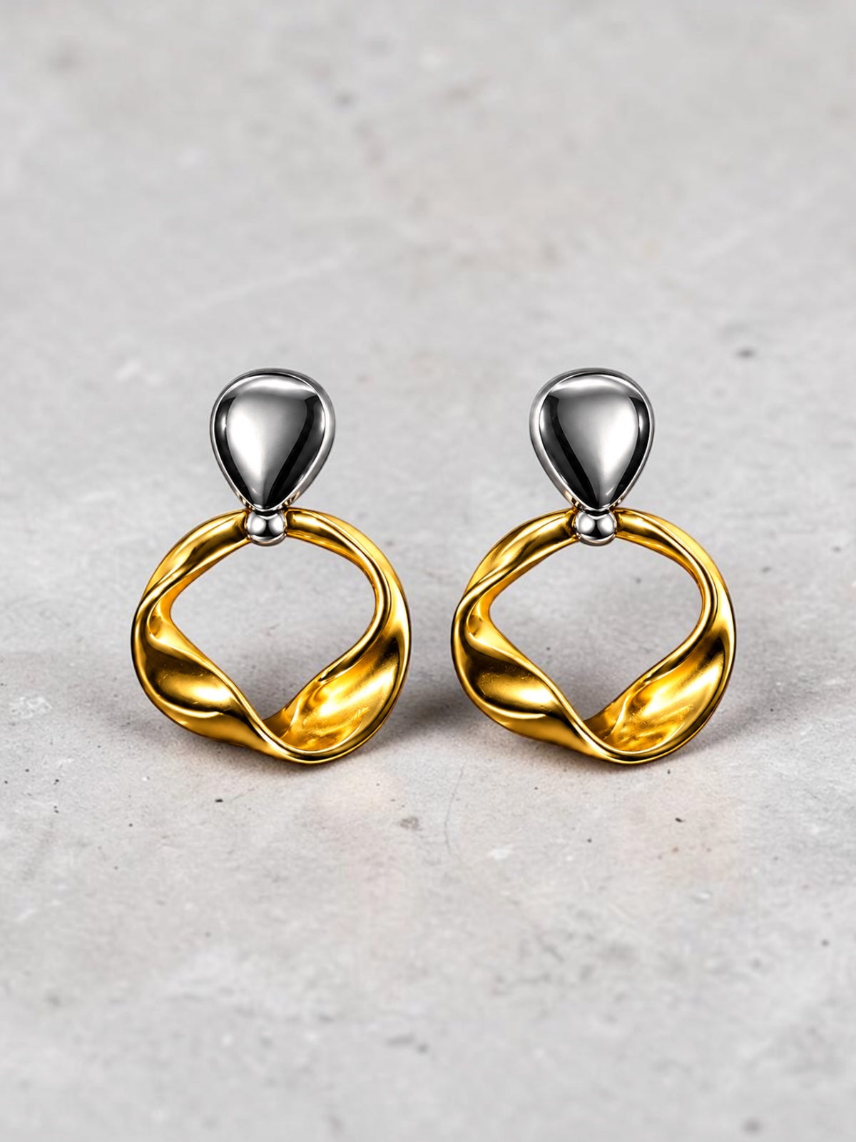 Alecia Earrings