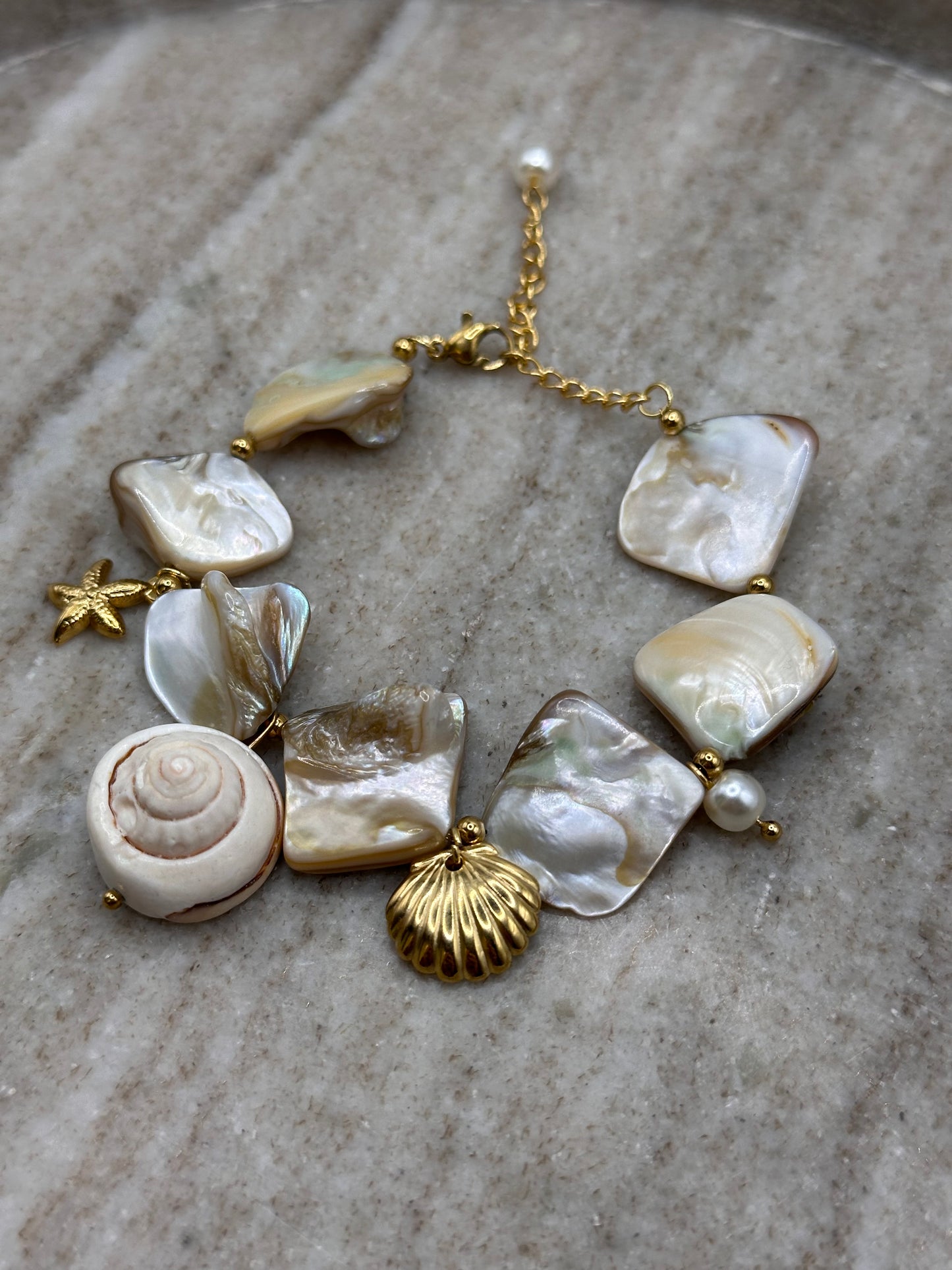 Noira Bracelet