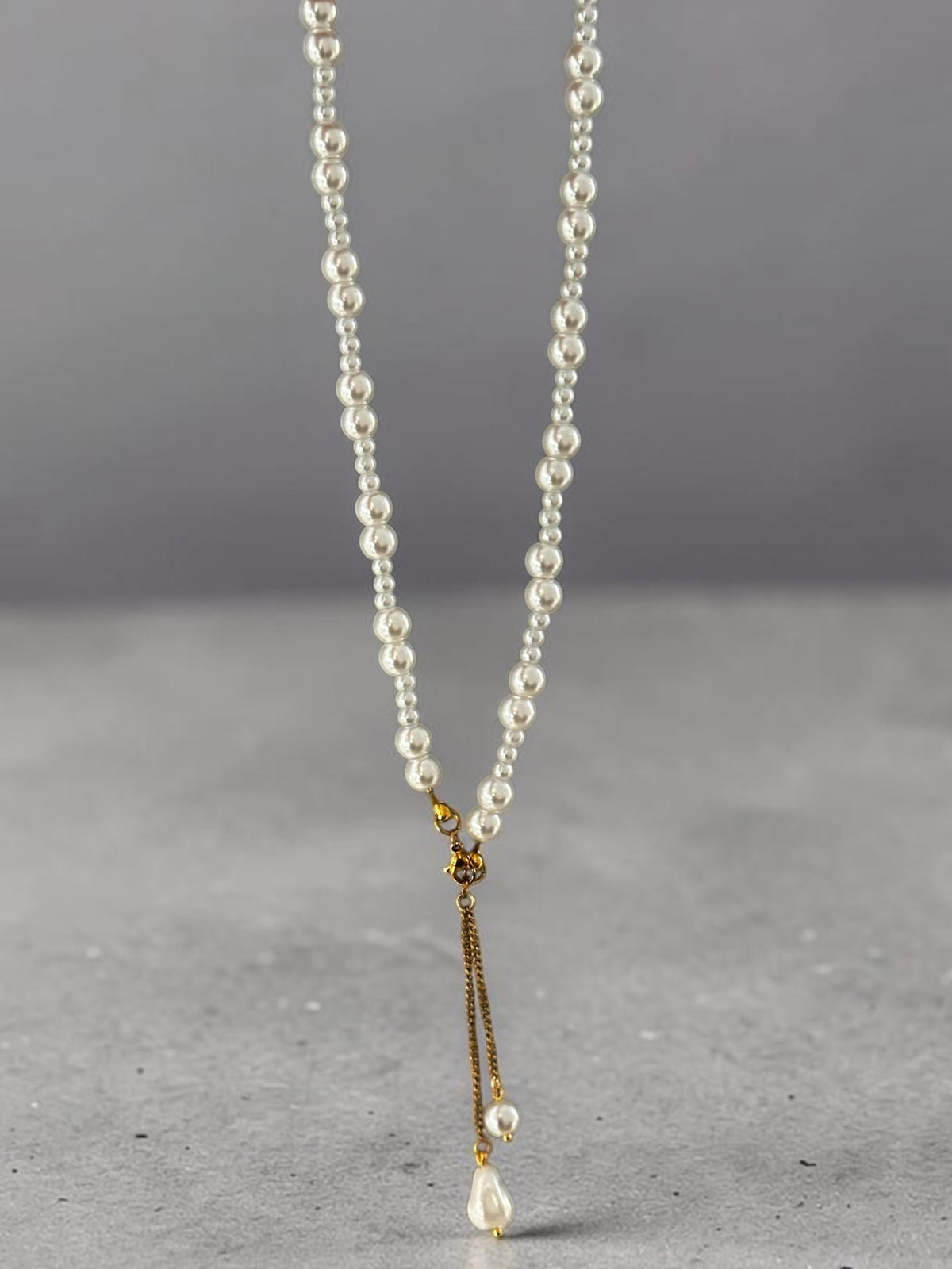 Pearl Motif Necklace