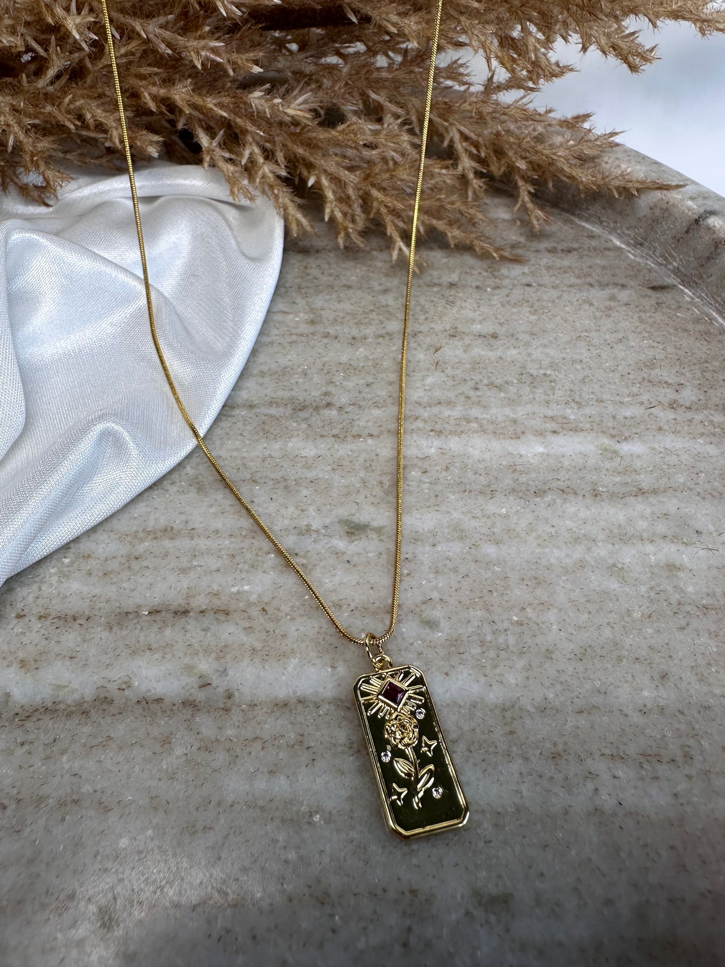 Irianna Gold Necklace
