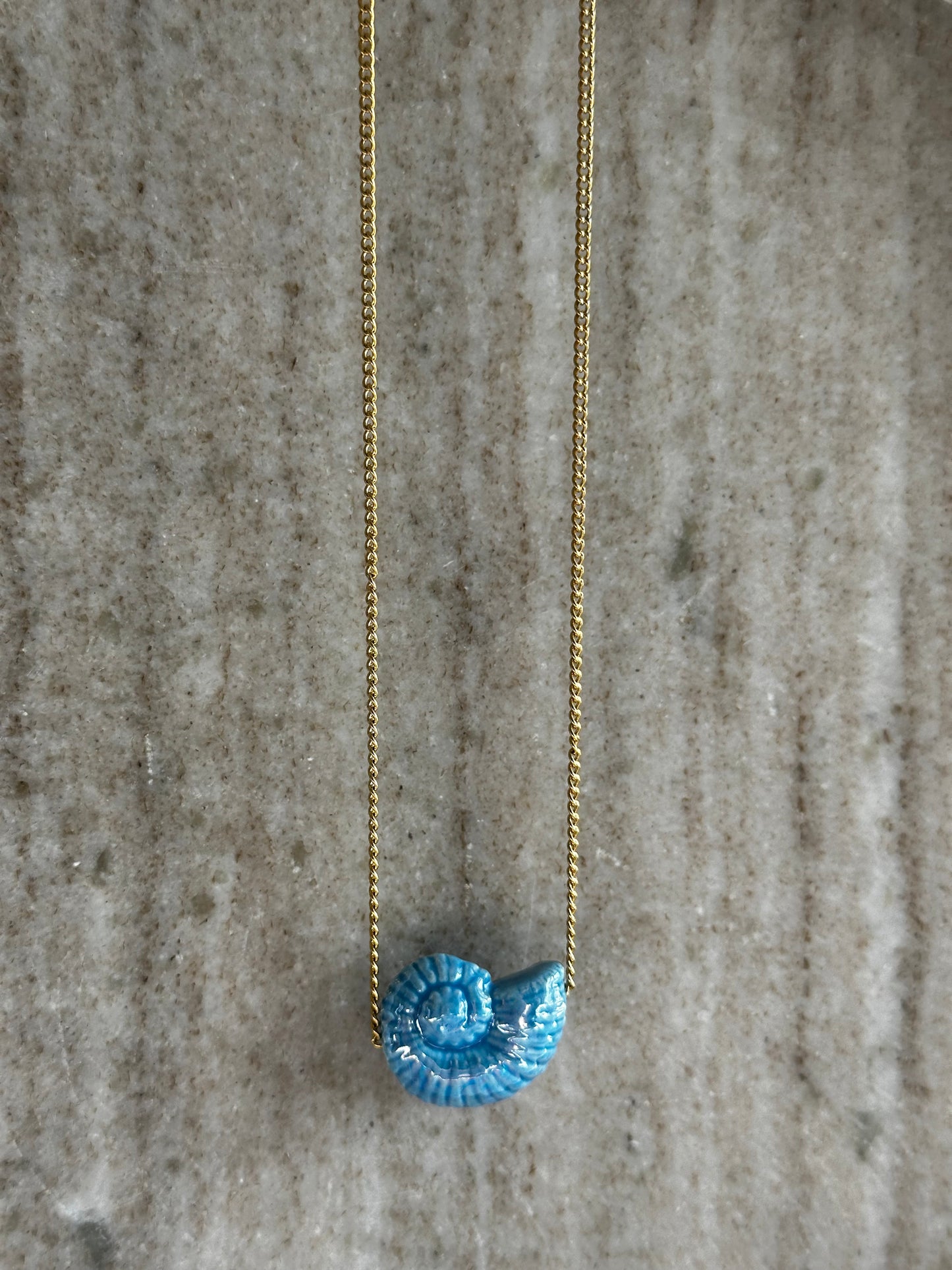 Shelly Shelly Blue Necklace