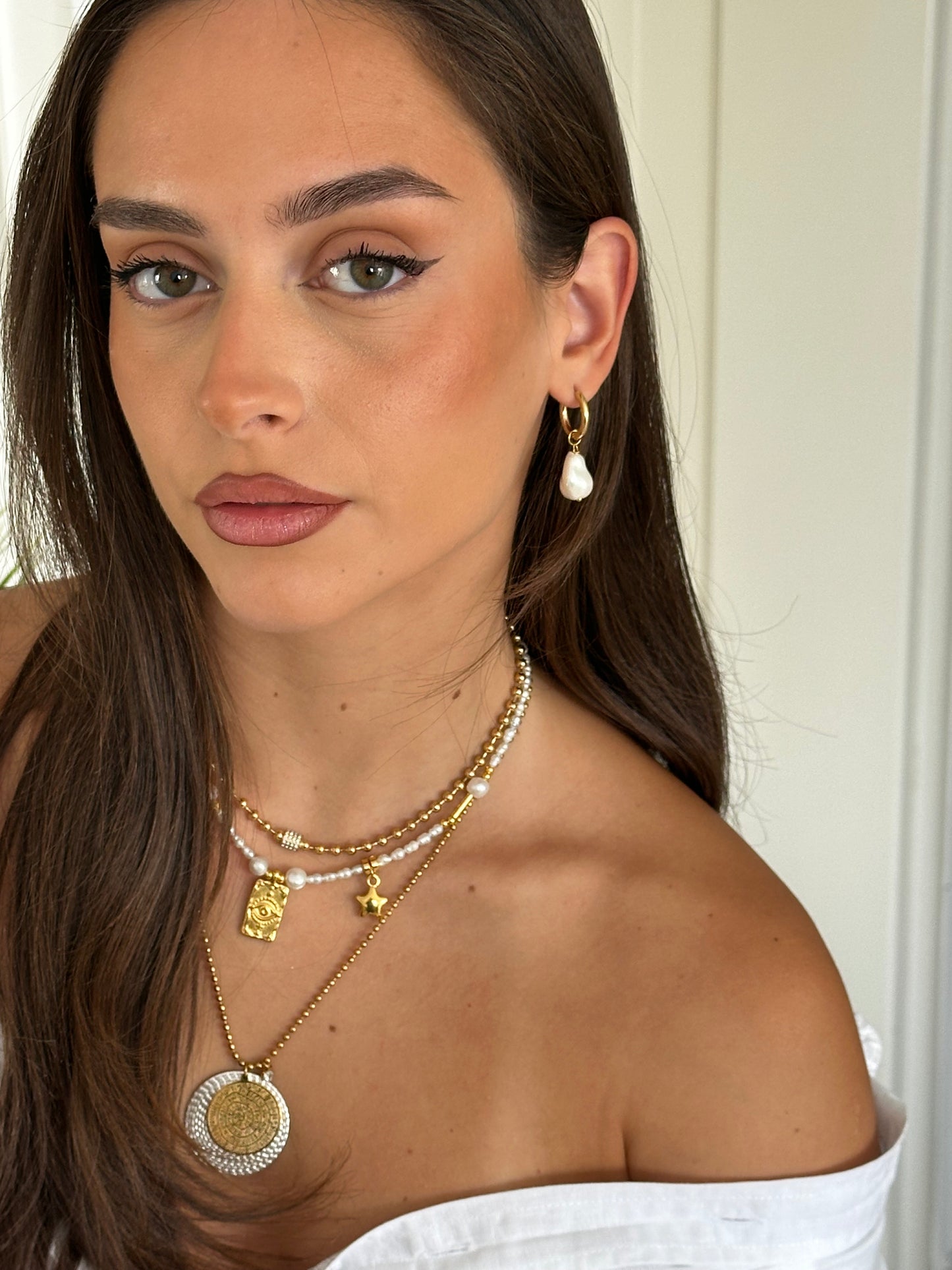 Essence Baroque Earrings