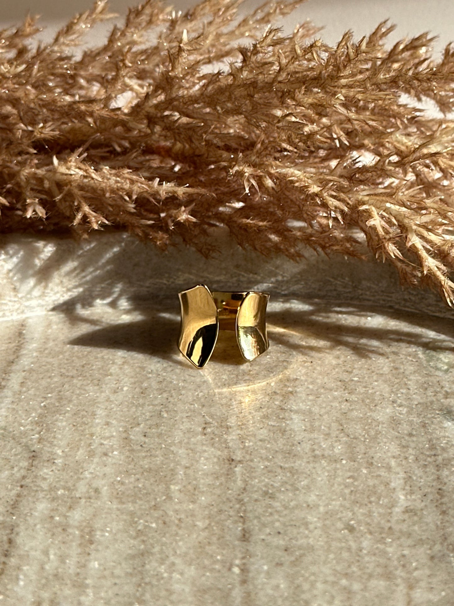 Adel Ring