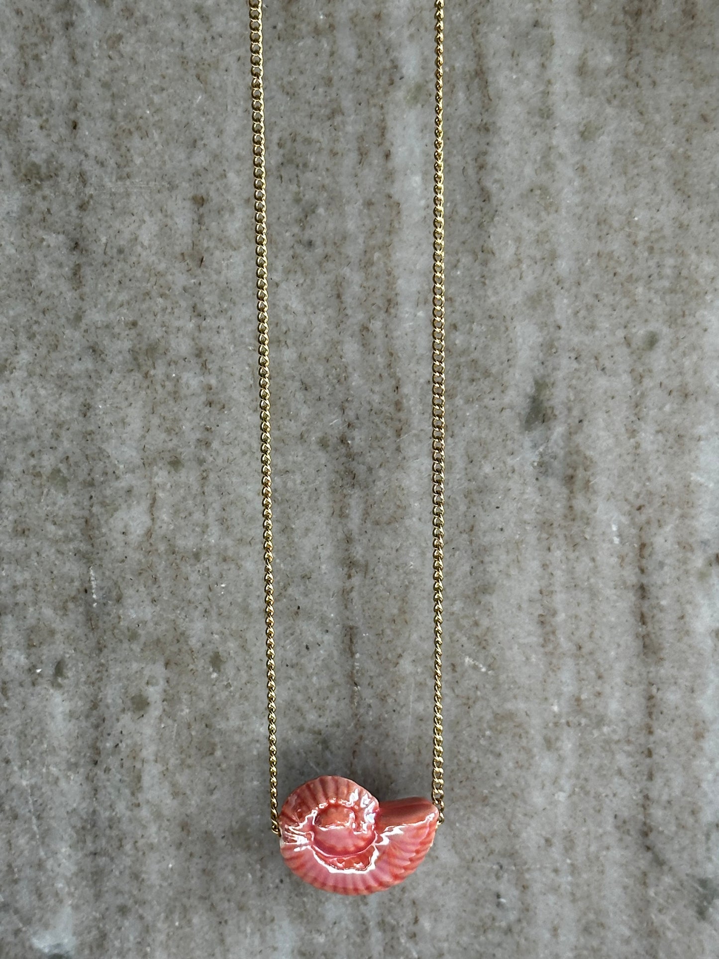 Shelly Shelly Pink Necklace