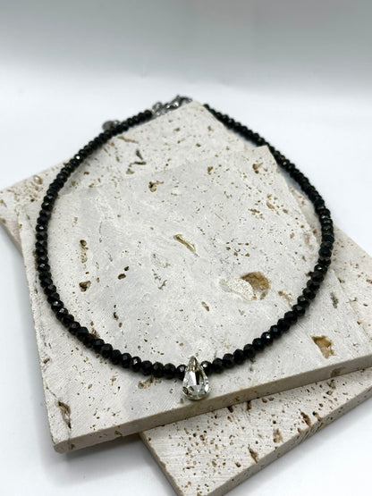 Shiny Tear Necklace