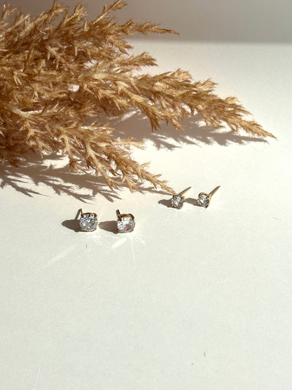 Belle Gold Earrings