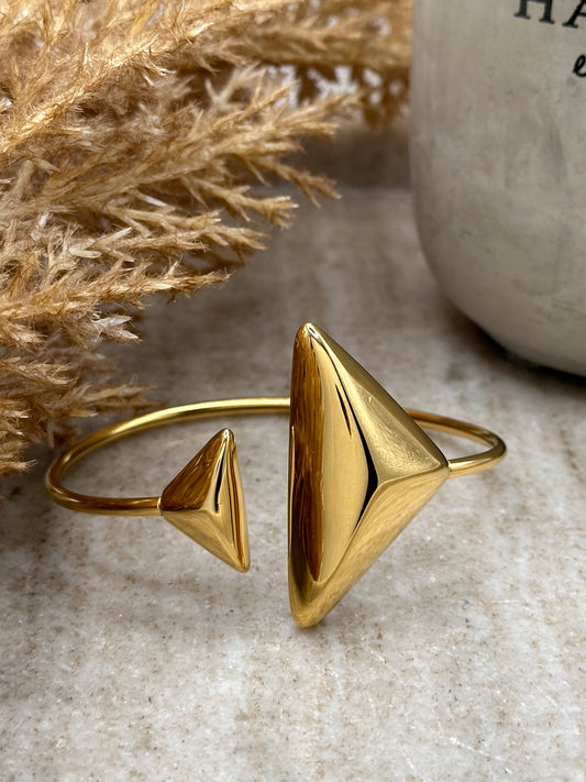 Triangle Bracelet