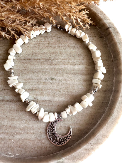 White Moon Necklace