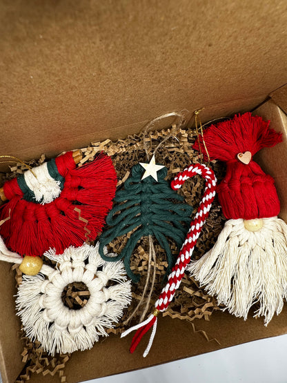 Christmas Box (Ελαχ. Ποσότητα 4)