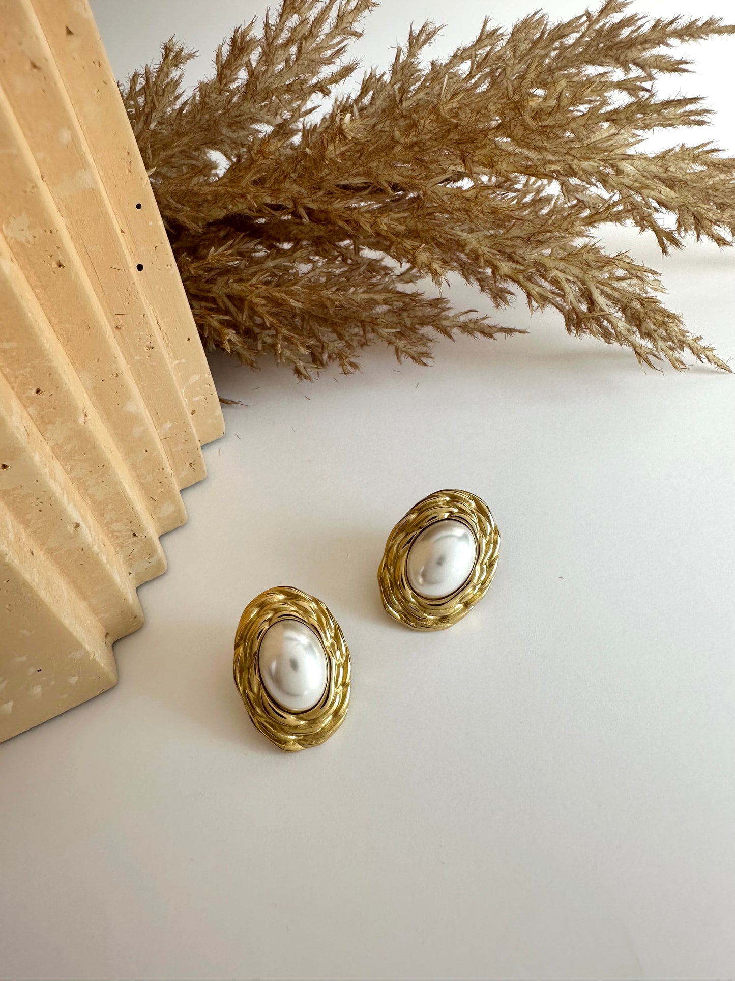 Gold Dorothy Earrings