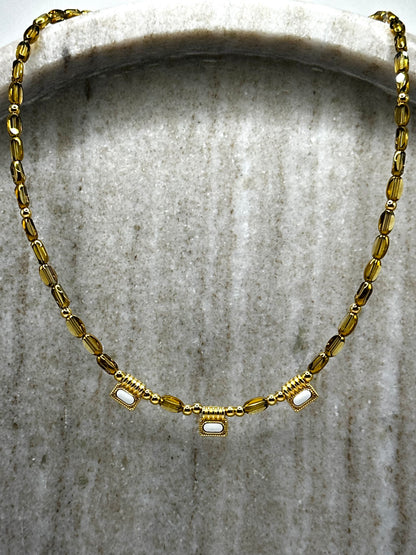 White Flake Necklace