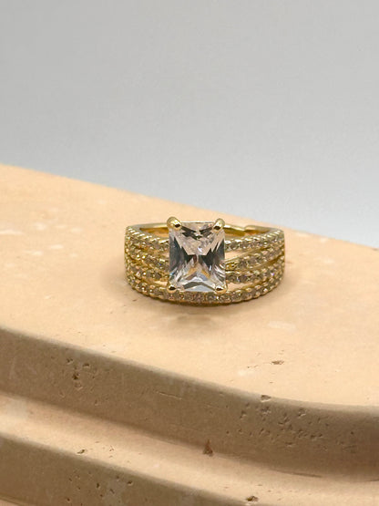 Golden Majesty Ring