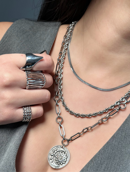Onirama Silver Necklace