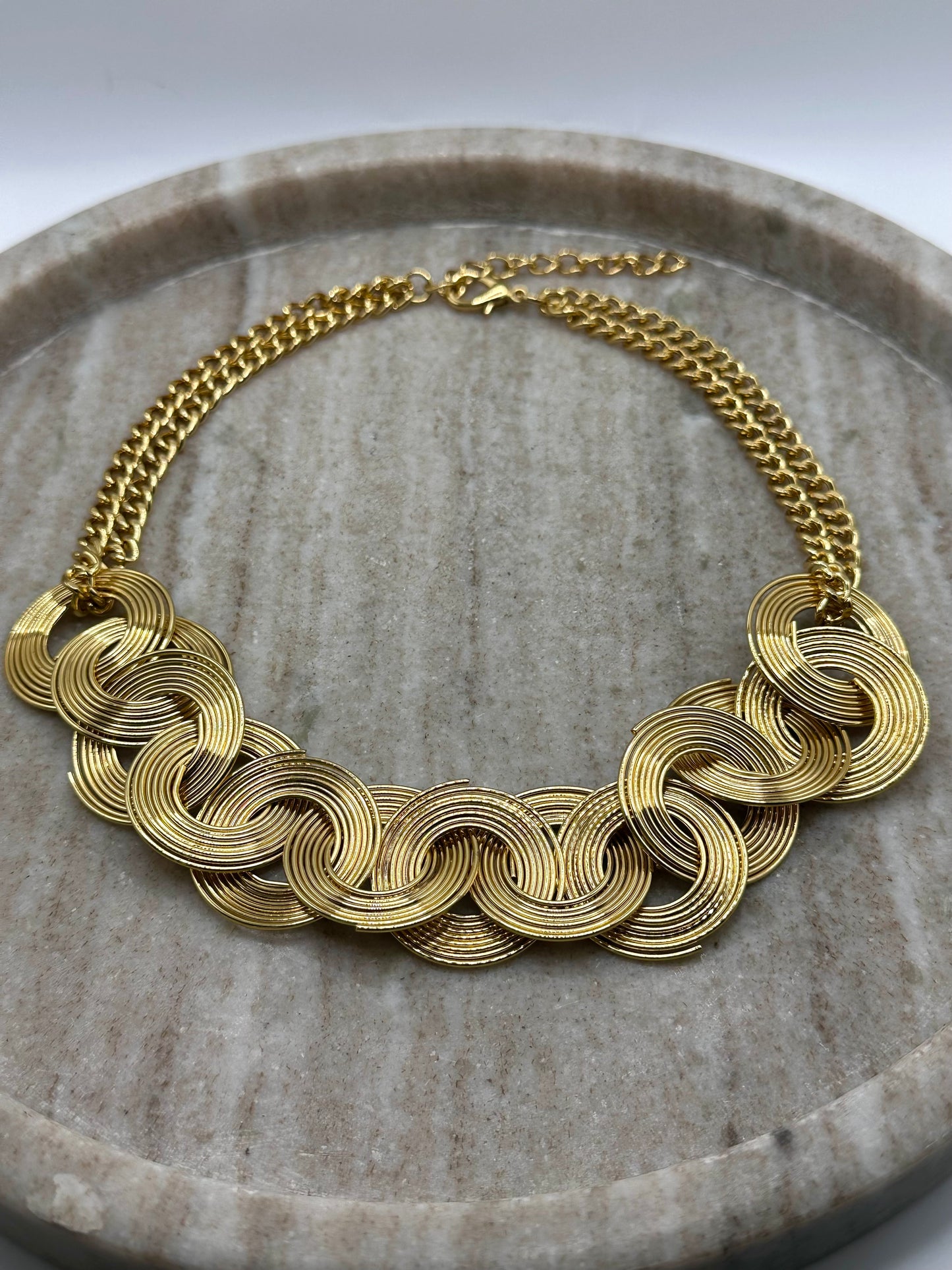 Oria Necklace
