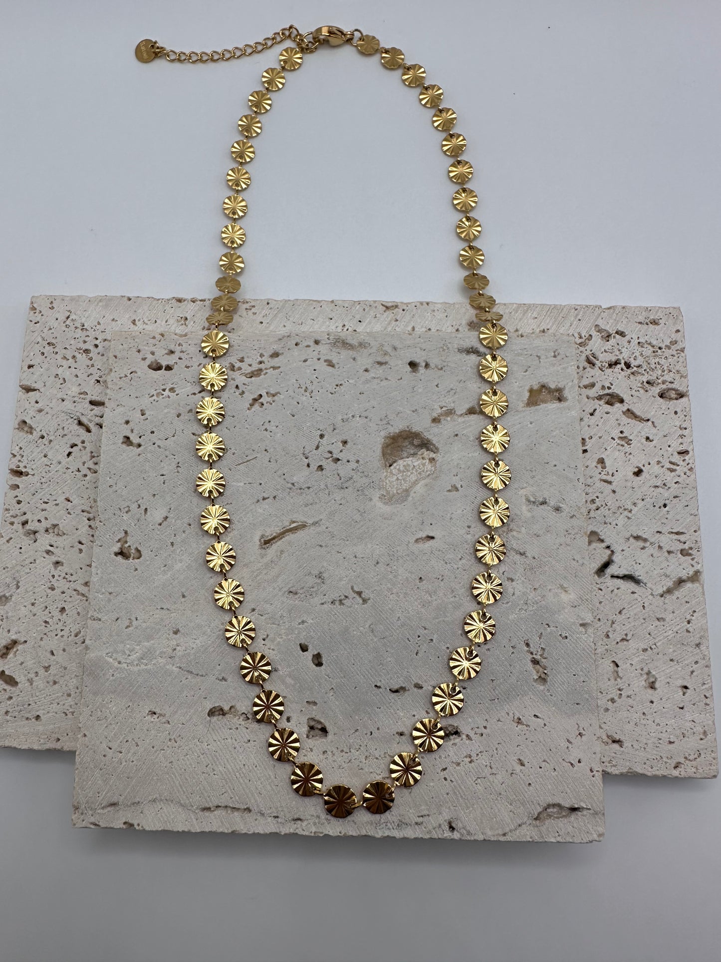 Helia Necklace
