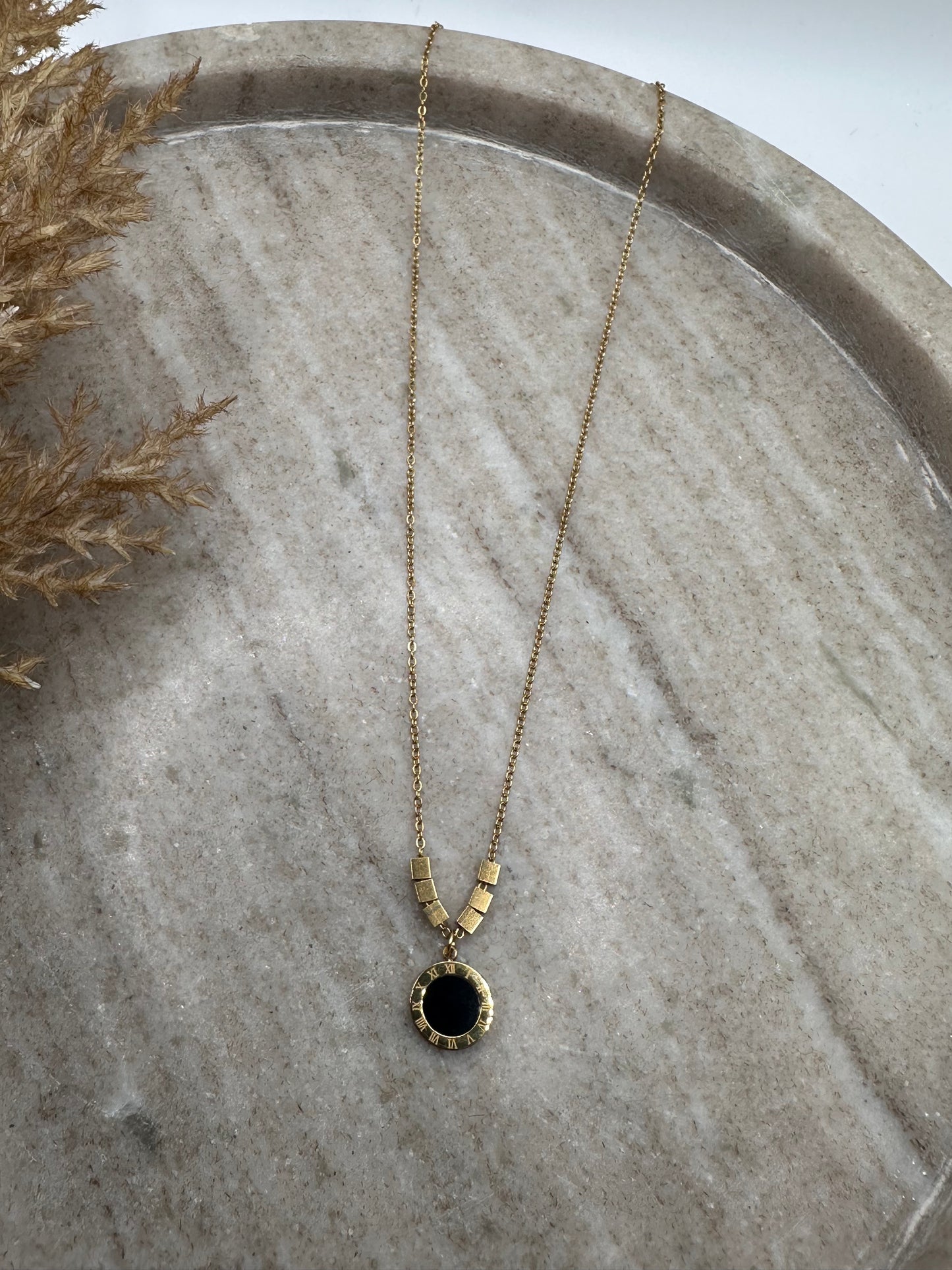 Like Bulgary Necklace