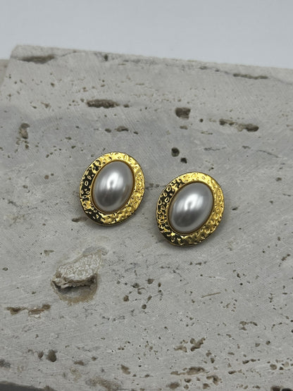 Fiora Earrings