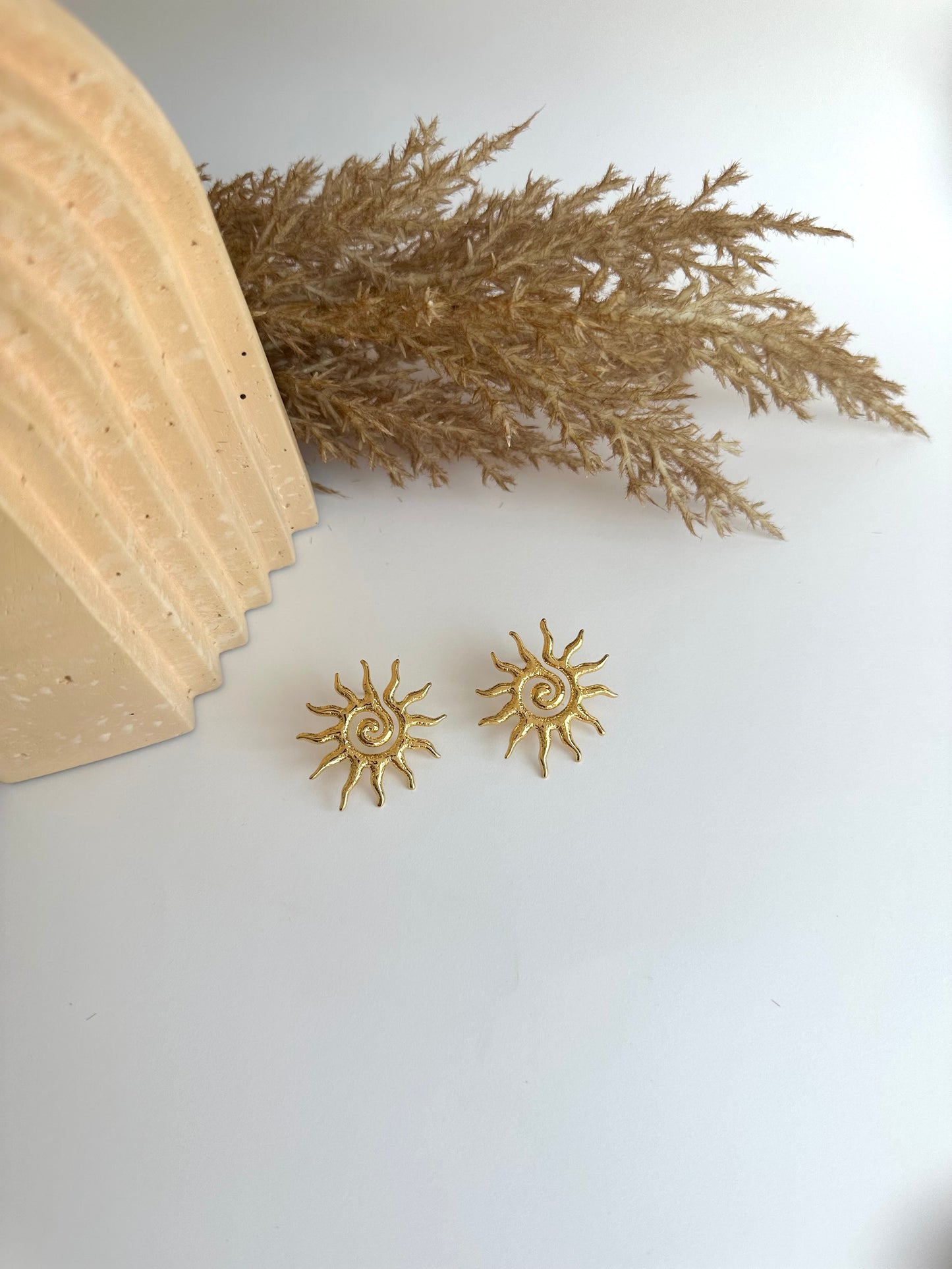 Veta Earrings