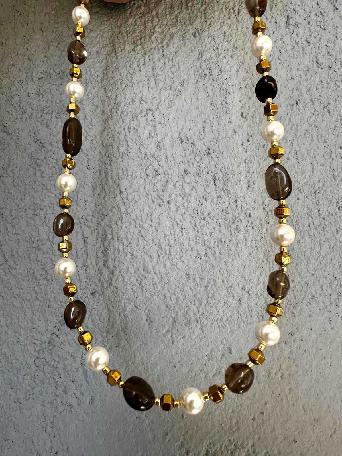 Carinio Brown Necklace
