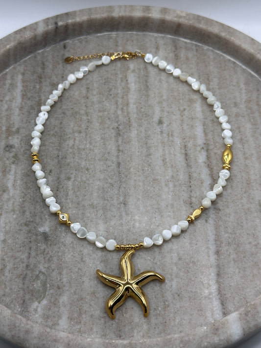 Estella Necklace