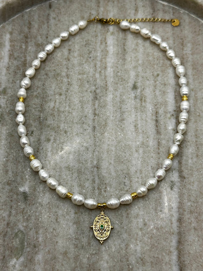 Elvira Necklace