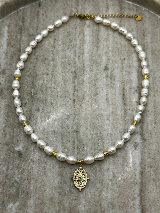Elvira Necklace