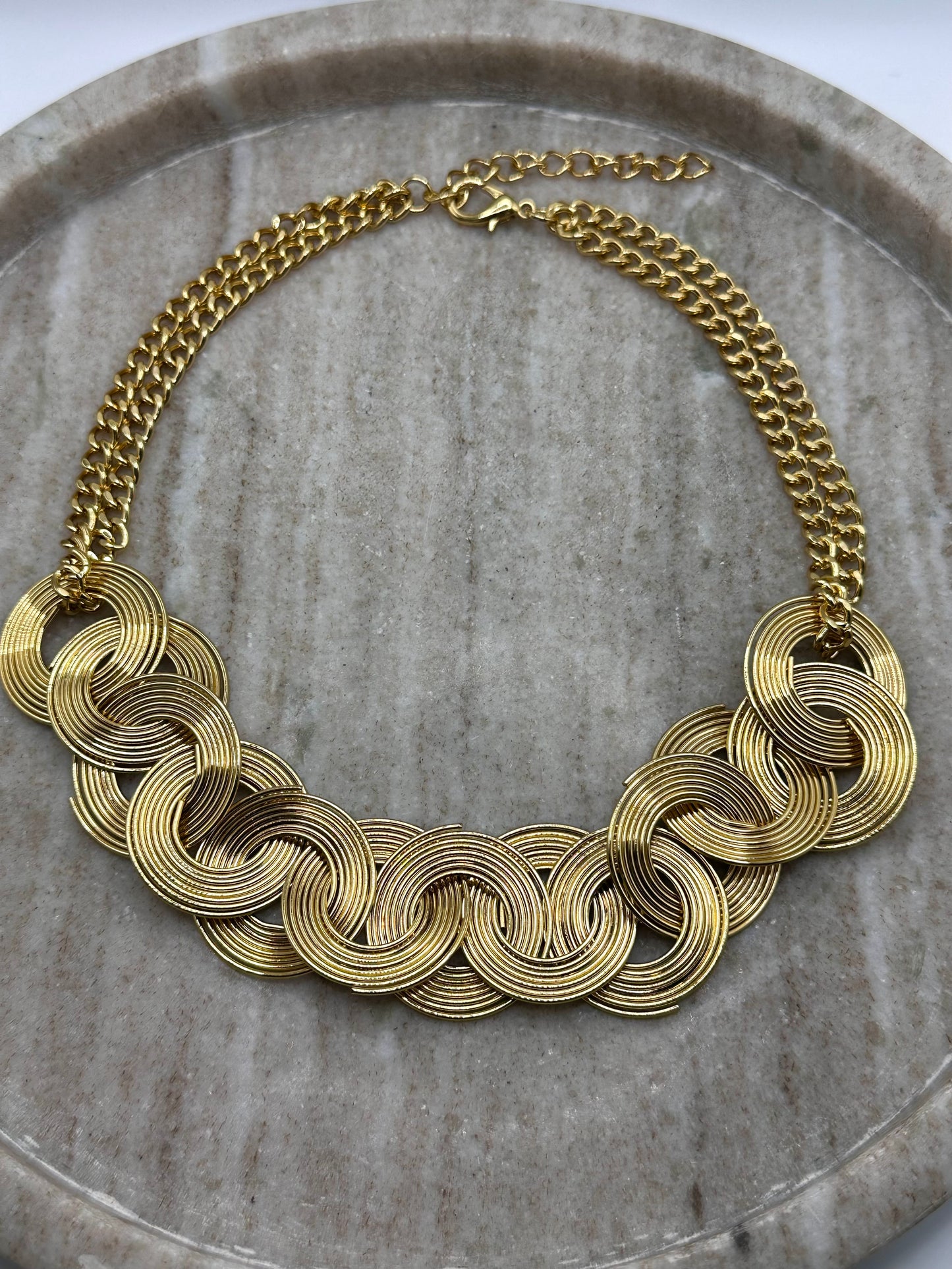 Oria Necklace