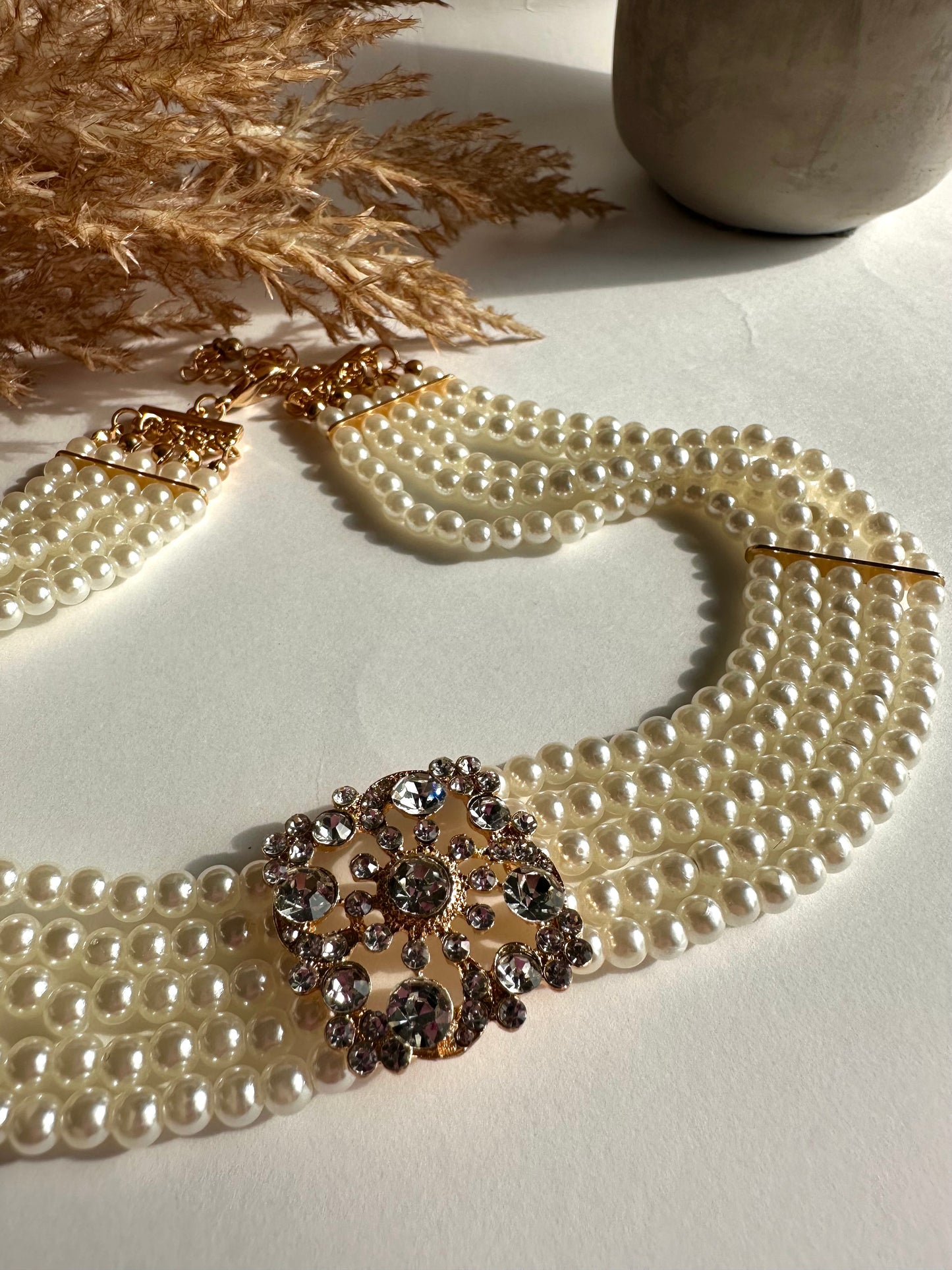 Dreamy Choker