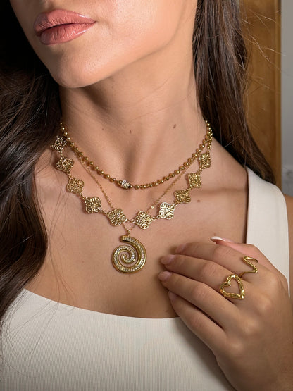 Evelyn Gold Necklace