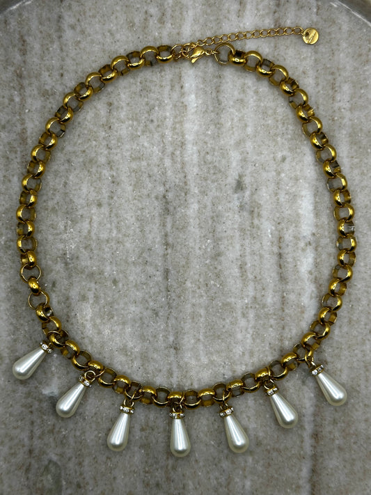 Pearl Drop Necklace