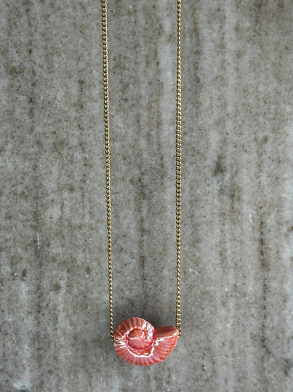 Shelly Shelly Pink Necklace